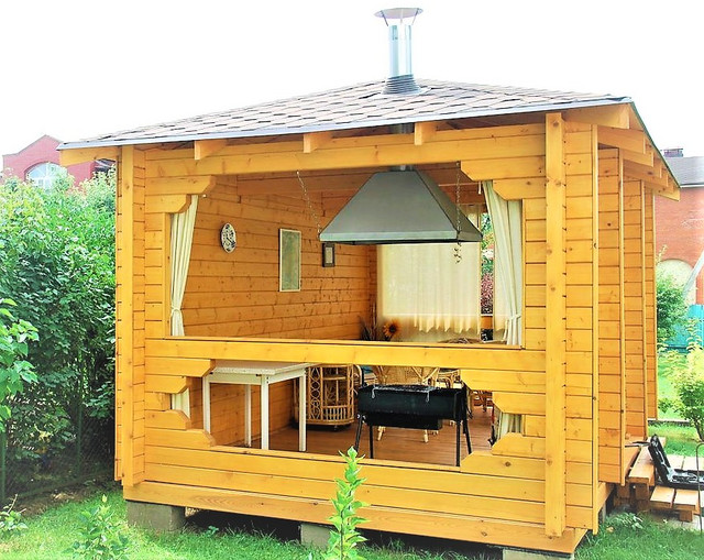 Беседка деревянная из сухого профилированного бруса (Wooden Log Cabin) 