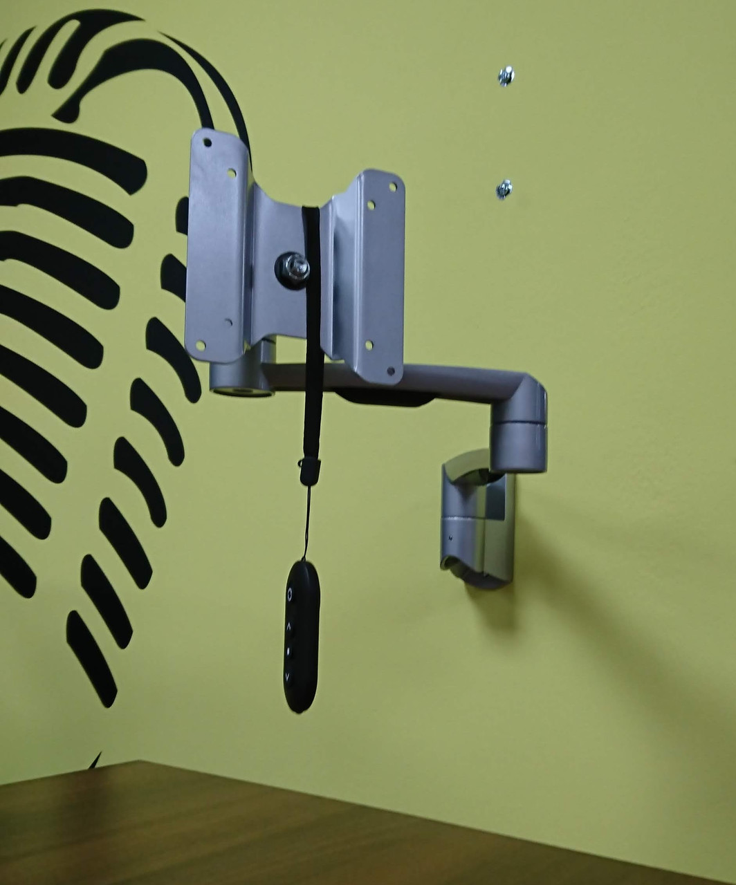 Тримач для монітора настінний FA-251 (Complement, Данія), фото 1