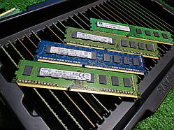 DDR3 4 GB 1600 мгц DIMM Оперативна пам'ять для комп'ютера