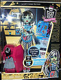 Лялька Monster High Френки Штейн у Класній кімнаті Frankie Stein Doll Home Ick Playset, фото 5