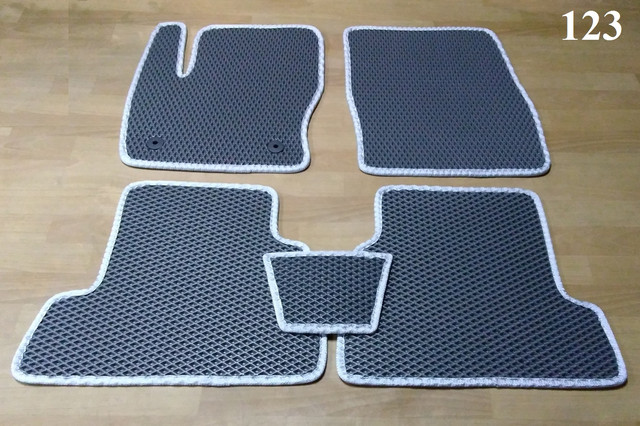 килимки Ford Escape