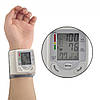 Цифровий автоматичний тонометр на зап'ястя Automatic Wrist Whatch Blood Pressure Великобританія, фото 4