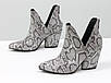 Жіночі стильні туфлі-черевики з натуральної італійської шкіри з текстурою "пітон" біло-сірого кольору, фото 7