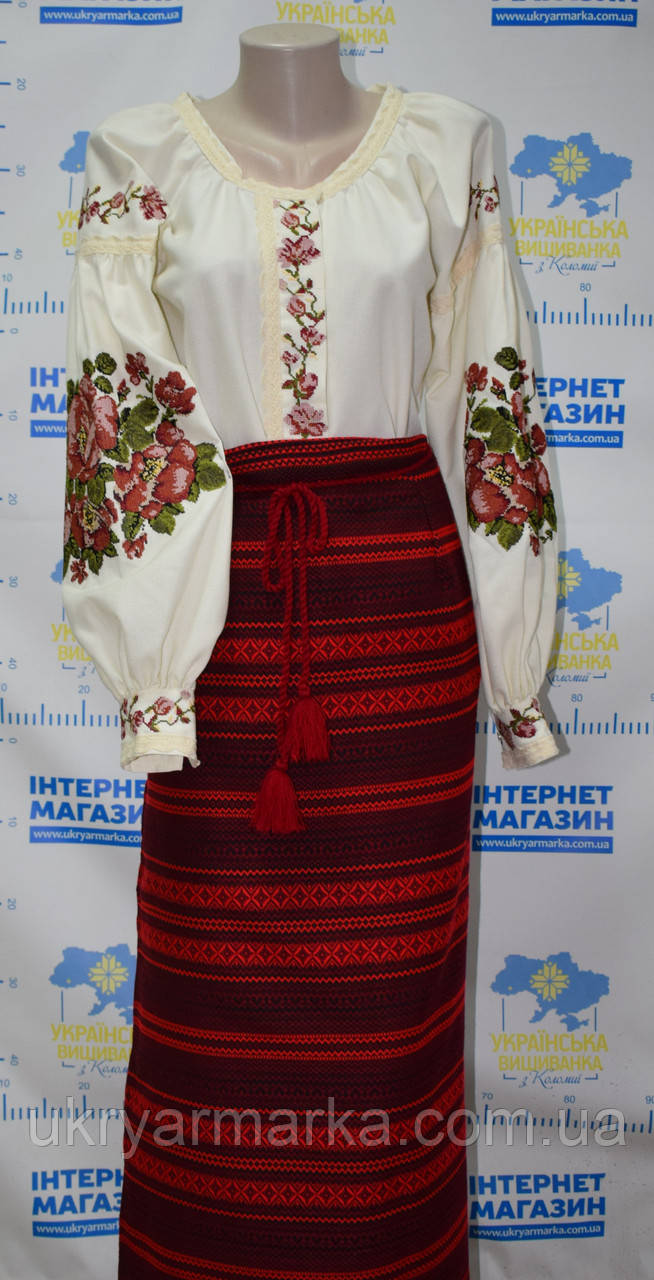 Вишитий жіночий сценічний костюм "Іванна"