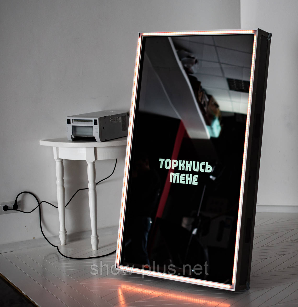 Селфі дзеркало / Magic Mirror / Селфи дзеркало / Selfie mirror SHOWplus SM-02 Silver, фото 1