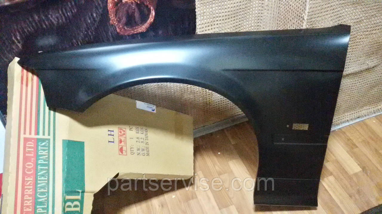 Крило переднє ліве BMW E36 під поворот і без.