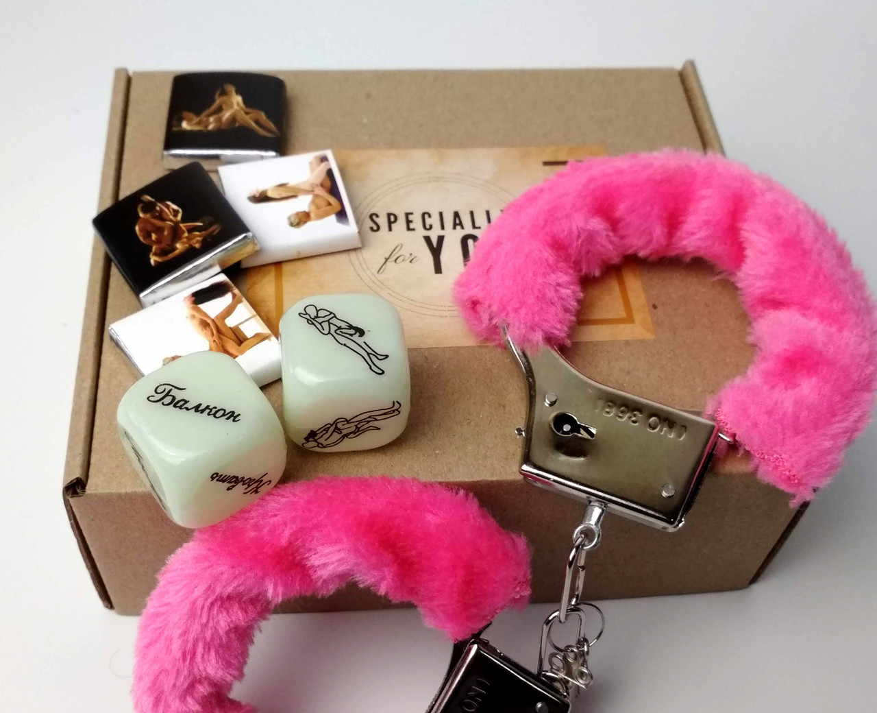 Подарунковий набір гра для дорослих "Кубики і камасутра" - гра-подарунок для дорослих, фото 1