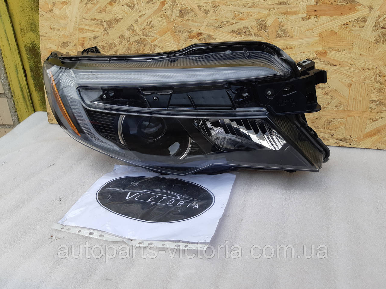 Фара права Honda Pilot 15-19 FULL LED США вживана