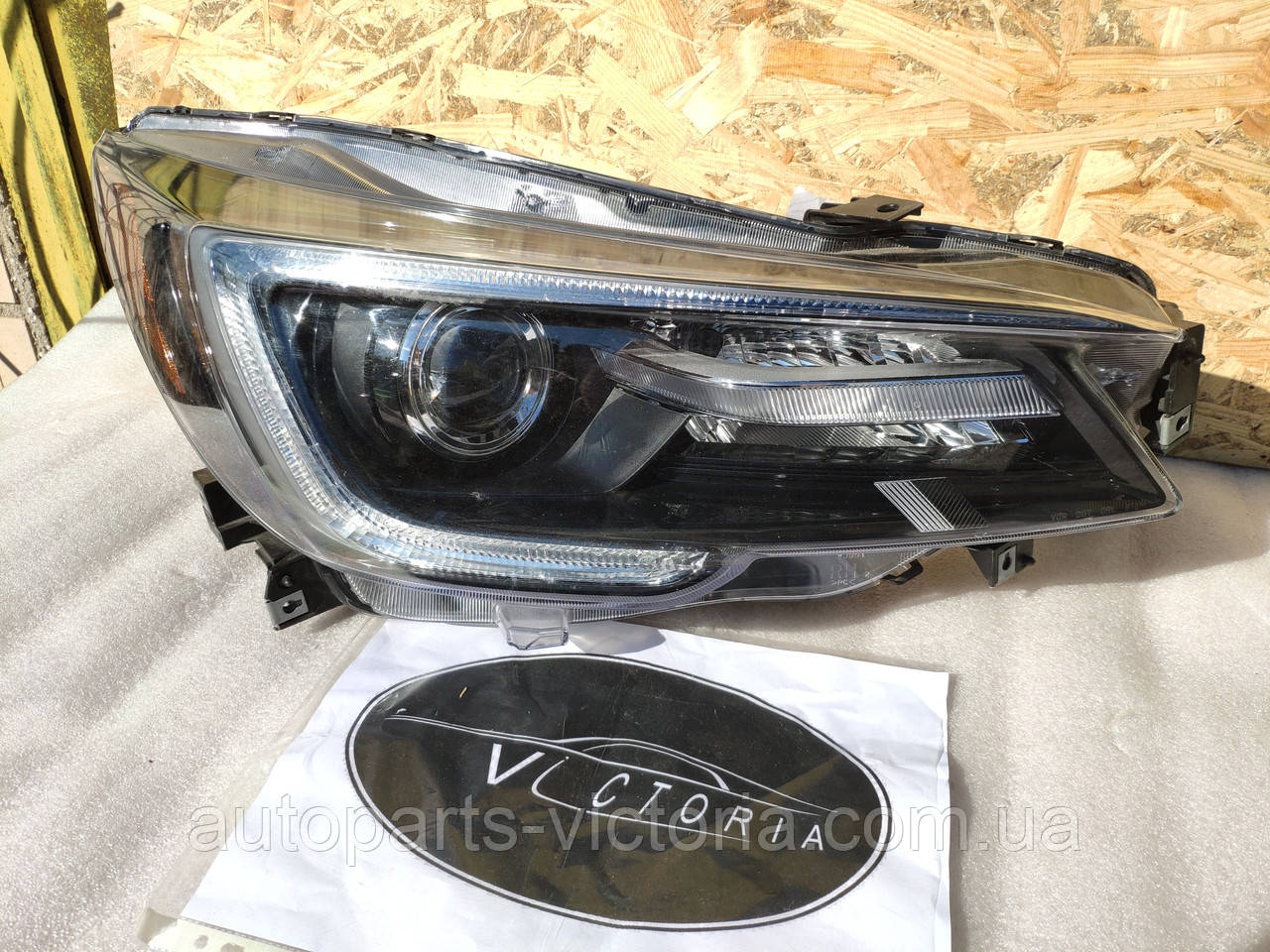 Фара права Subaru Legacy, Outback LED 15-19 США вживана, фото 1