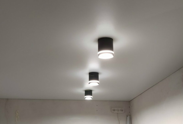 Светильник точечный накладной LED Feron AL543 10W черный