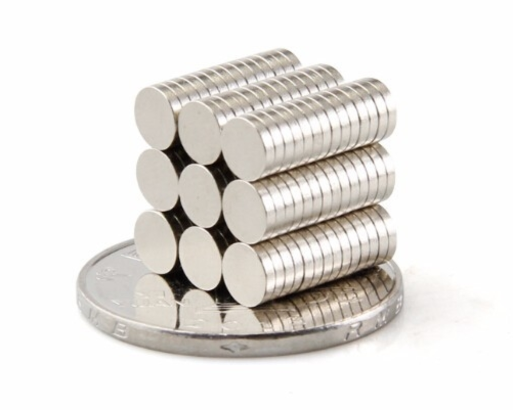Магніт неодимовий. Диск 5x1 мм Зчеплення ≈ 0,38 кг 250 шт., фото 1
