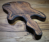 Деревянная доска для подачи Woodinі Гитара с обжигом 360х180х23 мм дуб