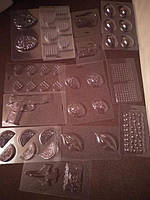 Форми для шоколаду різні