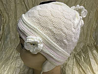 Одинарна біла шапочка з вушками на 1-2 роки