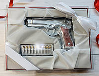 Шоколадный пистолет в премиальной коробке. Мужские подарки. Смешной подарок парню.