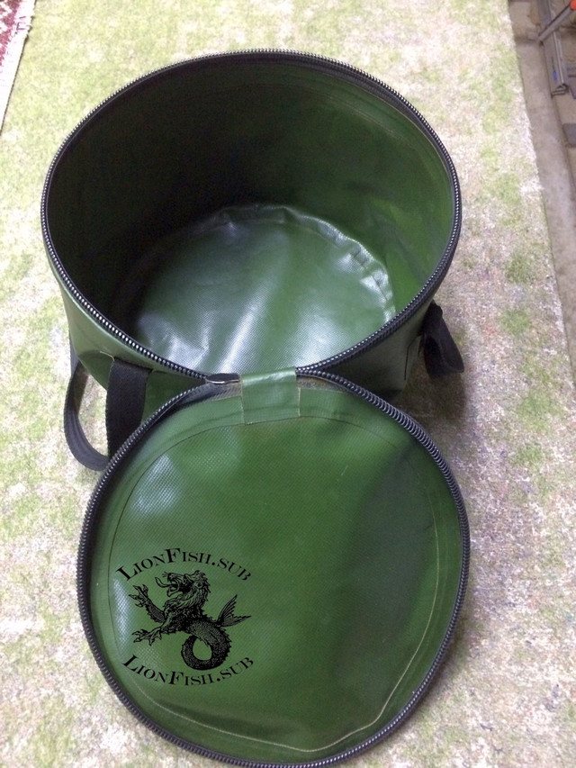 Складное Ведро LionFish.sub для рыбалки, прикормки, охоты. Удобная Гермо сумка для трофеев. ПВХ Skladnyye Vodra LionFish.sub dlya rybalki, prikormki, okhoty. Udobnaya Germo sumka dlya trofeyev