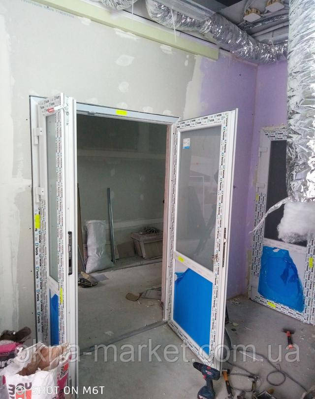 Міжкімнатні двері ПВХ в Києві на вул. Стеценко 19