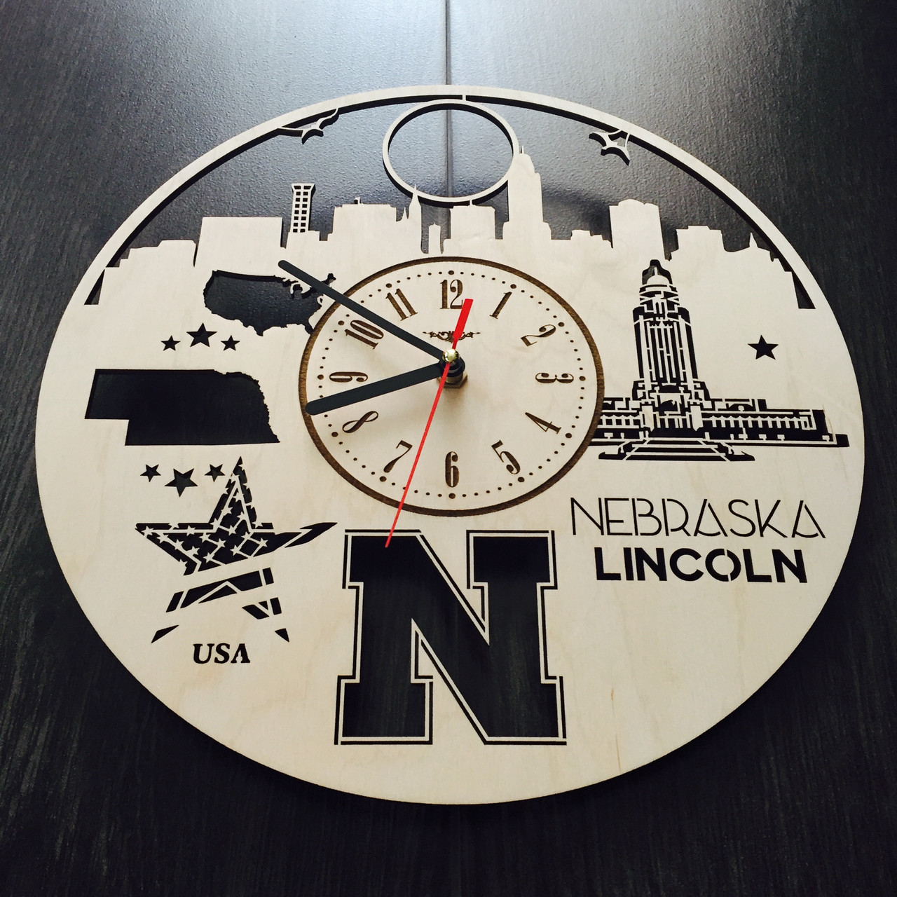 Дизайнерские часы на стену «Линкольн, Небраска» - фото 2 - id-p569597712