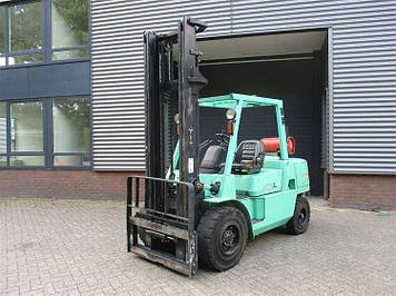 Бензиновий вилковий навантажувач Mitsubishi FG45K