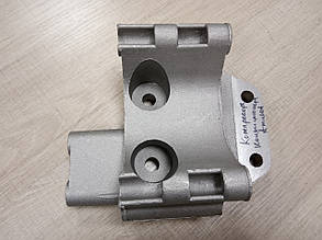 Кронштейн компресора кондиціонера Chery Amulet (A15)