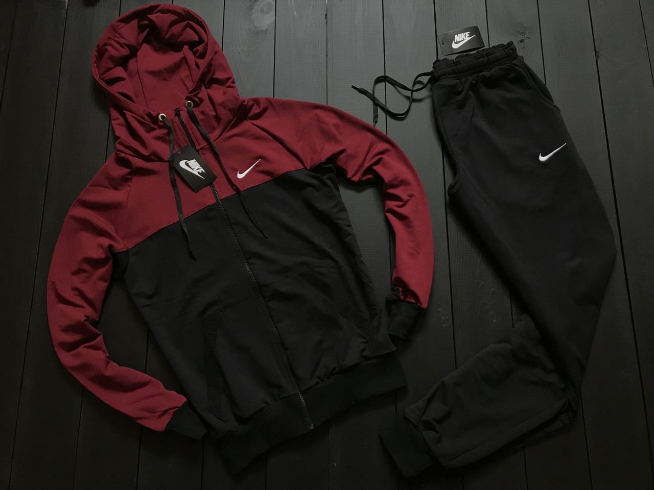 Костюм Nike бордовый с логотипом