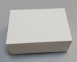 Коробка картона 180х120х80 мм біла KPM100