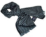 Стильний кашеміровий чоловічий шарф на шию в смужку модний універсальний BRO чорно-сірого кольору, фото 2