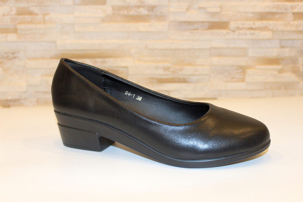 Туфли женские черные на небольшом каблуке Т028