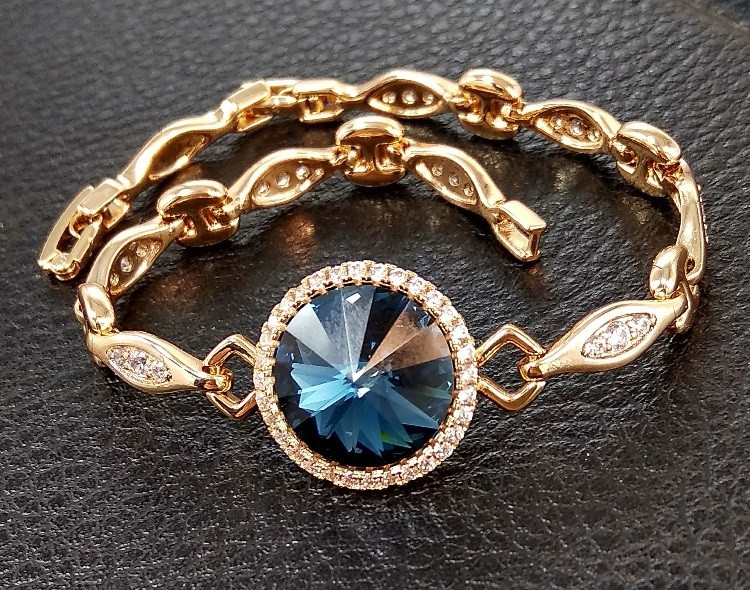 Браслет XР. Позолота 18К. Камені: Swarovski. Довжина: 17-20см.