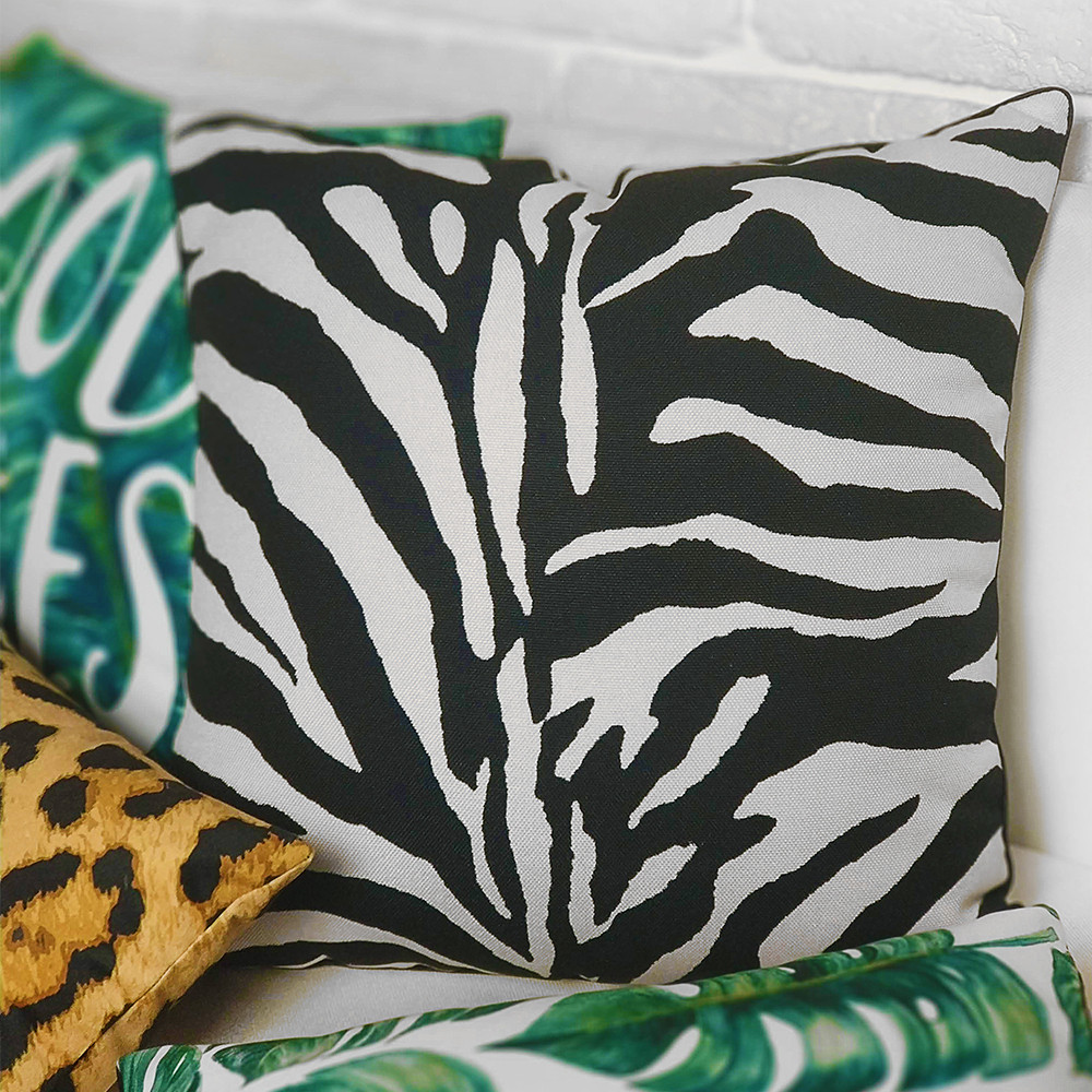 Подушка з принтом габардинова Зебра 50x50 (5P_EX011), фото 1