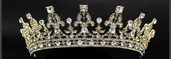 ✧tiara✧ Celestia Crystal Tiara Hair Accessory