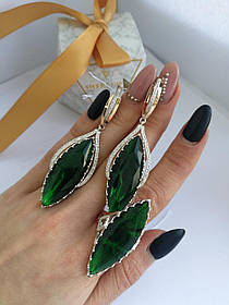 Набір ( гарнітур) з срібла 925 проби з золотими вставками сережки з каблучкам з фіанітами Тріумф