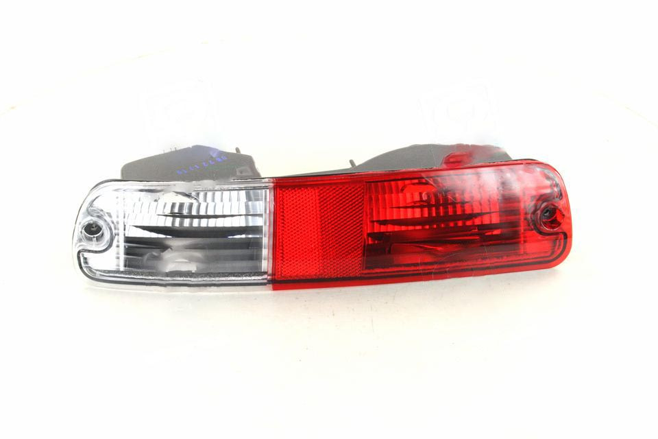 Ліхтар правий MITSUBISHI PAJERO 03-07 (TYC). MN117952