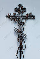 Кованый крест с виноградной лозой надгробный