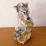 Подарунковий набір "Вовк" скляний графін і 6 стопок на підставці з полістоуну, фото 5