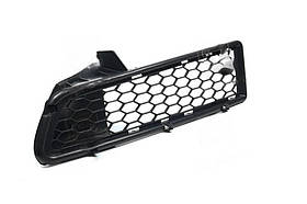 Решітка в бампері ліва DACIA LOGAN -08 седан (TEMPEST). 6001548685