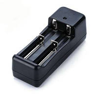 Зарядний пристрій на 2 акумулятора 18650 3,7 v