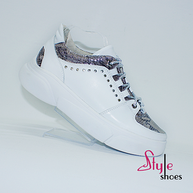 Кеди жіночі шкіряні білого кольору "Style Shoes"