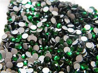 Стразы Swarovski crystal зеленые SS3 (100 шт) в баночке