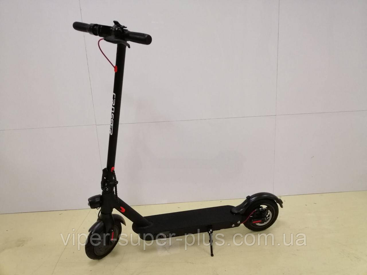 Електросамокат з надувними колесами Crosser Е9 (7,5 АН з ААР і нижній підсвічуванням) Чорний