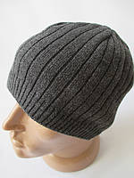 Теплі чоловічі шапки на зиму.