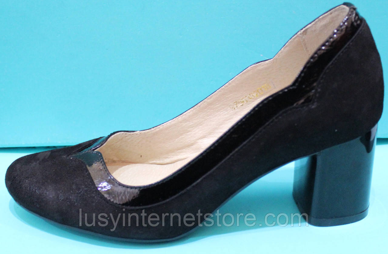 Туфлі жіночі велюрові на середньому підборі від виробника модель КС21