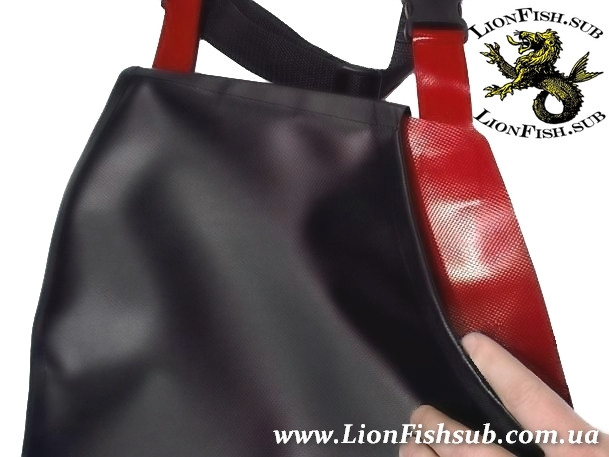 Сумка для Раков и Рыбы LionFish.sub. Нагрудная Питомза из ПВХ материала. Удобный фартук для сбора и хранения подводных находок и добытой рыбы. Бальшая, карман слева.