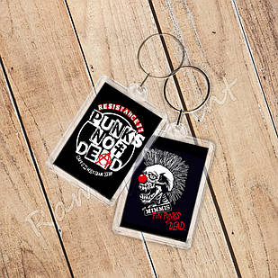 Брелок Punks not dead 009