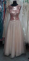 Вечернее выпускное а-силует платье с блестящей юбкой и паетками "Бриз" пудровое, размер 46-50
