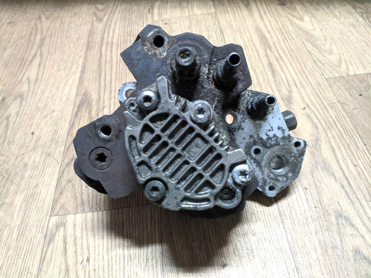 Паливний насос високого тиску Renault Trafic, Opel Vivaro 1.9, 2001-2006, 0445010075 (Б/У)