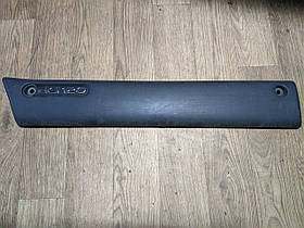 Молдинг передніх лівих дверей Renault Master, Opel Movano 1998-2010, 7701692580 (Б/У)