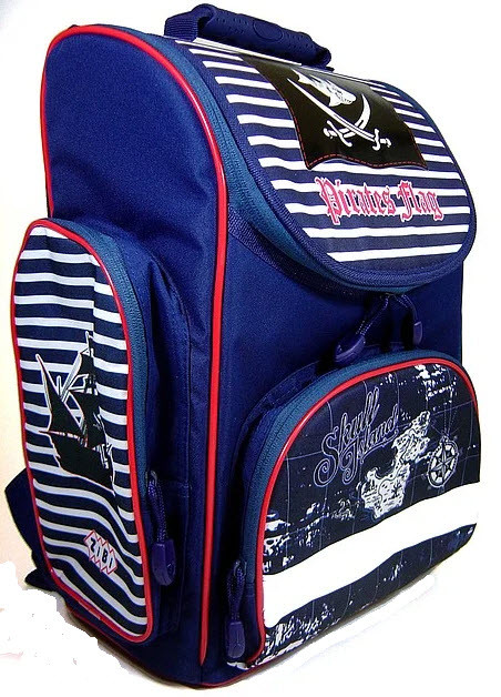 Рюкзак шкільний ZiBi Pirates Flag ZB13.0105PF