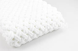 Плед в'язаний "Плюшевий" білого кольору 90/80 см No56-54