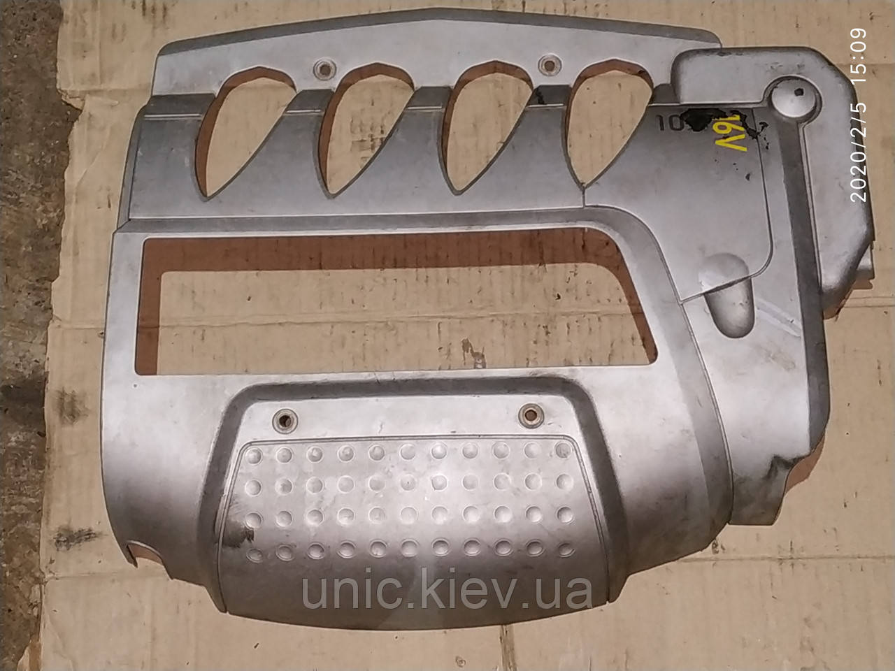 Накладка (кришка) двигуна Рено Кліо 2 RS б/в